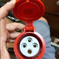 MANTAP Legrand Mobile Socket 4 Pin 32A IP44 555218 Hanging Type Mobile/