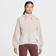 Nike Swift 馬年限定脫韁系列 Storm-FIT 新年款女子跑步外套