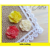 3 Pcs Resin Flowers 2 cm Inch RSN028 Sofie Crafting