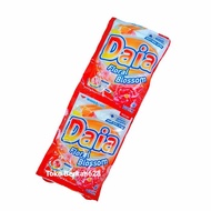 Deterjen Bubuk Daia Floral 1 Dus Isi 12 Renceng / Sabun Cuci Pakaian Baju 1 Karton 46gr