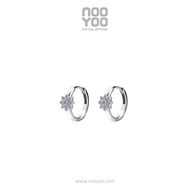 NooYoo ต่างหูสำหรับผิวแพ้ง่าย Hoop Flower with CZ Surgical Steel (ขาว/โรสโกลด์)