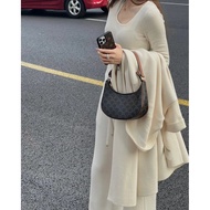 CELINE Bag [Italian Craftsmanship Ancient Method Bag] Arc de Triomphe Classic Ava Underarm Bag Presb