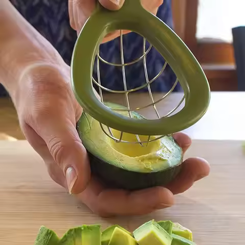 1PC Avocado slicer and corer Kiwi cutting Multi functional avocado knife Creative Avocado Slices kit