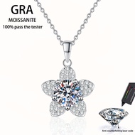 【 GRA Certificate Attached 】 1CT moissanite necklace, fashionable camellia pendant S925 pure silver 