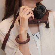 Light Shadow|Sony A7C2/A7CR Genuine Leather Protective Case Hand-Woven Wristband A7M4 Cowhide Base S