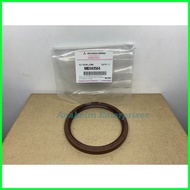 ℗ ◄ ✻ Mitsubishi L300, Adventure 4D56 Crankshaft Oil Seal Rear - MD343564