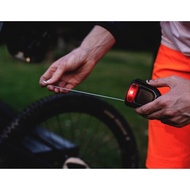 HIPLOK FLX WEARABLE RETRACTABLE COMBINATION LOCK WITH INTEGRATED REAR LIGHT - 1M LOCKING LENGTH