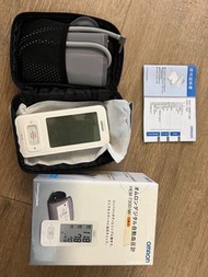 Blood pressure monitor 血壓器
