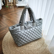 香奈兒Chanel 羽絨服太空銀灰色手提包 托特包