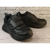 [LINE SEVEN] [ READY STOCKS] LINE7 1112A JUNIOR/KIDS SCHOOL SHOES