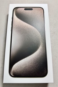 I phone 15 pro max 256g 原色鈦金屬