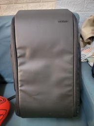 全新有輕損(請見圖) Incase Drone Pro Pack 背包