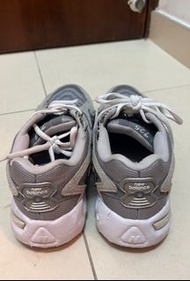 New Balance725