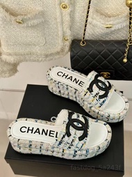 全新🌸 Chanel 字母厚底坡跟拖鞋