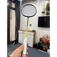 Lining AXFORCE 100 Badminton Racket 100% Carbon Frame Max Stretch 13kg + Handle and Carrying Case