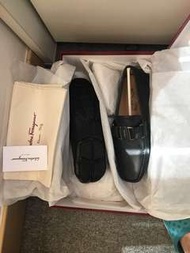 Salvatore Ferragamo 黑色皮鞋