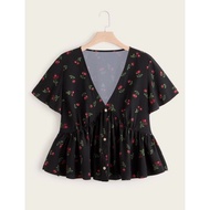 Second Hand SHEIN Large size Shirt Black Floral Pattern V-Neck 0XL Chubby Girl