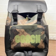 COACH迷彩後背包（專櫃購買）（旅遊必備）（大容量後背包）