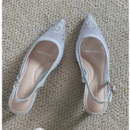 High heels with pointed toe stones and open heels