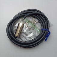Authentic Brand E2E-X5E2 OMRON Proximity Sensor E2E-X5E2 E2E-X5E2 E2E-X5E2