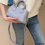 Travel handbag, baguette pillow bag, bucket bag 54e