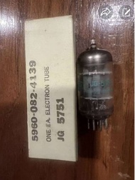 GE หลอดสูญญากาศ JG 5751/12AX7 หลอดปรีแอมป์ ผลิตอเมริกา เกรดทหาร สินค้าใหม่ NOS/NIB