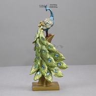 Luxe CribCo resin peacock statue used to decorate the living room, European style opening gift