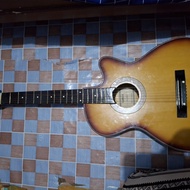 GITAR YAMAHA G225