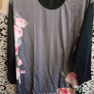 Baju muslimah warna kelabu