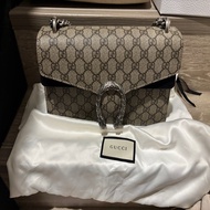 Gucci Dionysus中號酒神包 米色/黑色