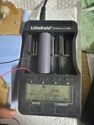 Pin 21700 LG 4800mAh có thể sạc lại dòng xả 3C 15A chuyên dụng cho đèn pin siêu sáng