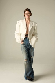 CAMILIA Ripped Jeans (ริพ ยีนส์)