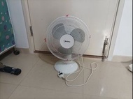 midea坐枱風扇