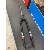 PROLITE CARBON RIGID FORK THRU AXLE 15X100 / 700G ( 26”-29”)