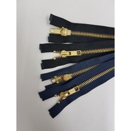 YKK ZIPPER 22 INCH(55CM)GOLD TEETH RING