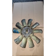 Isuzu Lorry 4.8cc 4HL1 Engine Fan Clutch Isuzu Lorry 4.8cc 4HL1 (Used Halfcut)