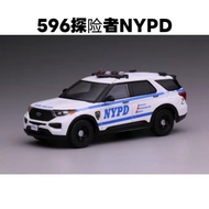1: 64 596 Ford Explorer NYPD NYPD NYPD Alloy Simulation Car Model Finished Decoration Out of Print M