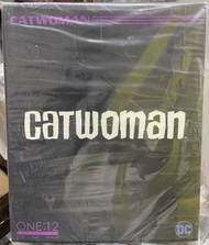 Mezco One:12 Catwoman