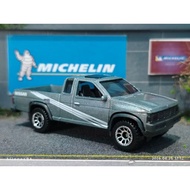 Matchbox Nissan Hardbody D21