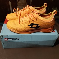 Sepatu Futsal Lotto Spark in Orange Original