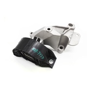 Bracket  Rubber parts Renault Suitable for Machine Foot Glue113753301R112106213R Engine AF7D