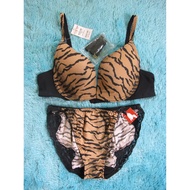 PUSH UP BRA SET AIMER FEEL BY SOCKKOBE JAPAN 601 VE SIZE 32B (B70) 32C (C70) PANTY / panties Size M 