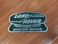 เพจ อลูมิเนียม โลโก้แลนด์โรเวอร์ สีเขียว size 15 x 7.5 cm LAND ROVER Station Wagon 4WD  emblem badge