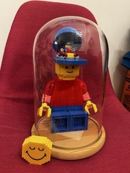 40649(Up-Scaled LEGO Minifigure)連玻璃罩擺設