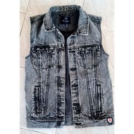 Black Washed Jeans And From Fox Brand Very New Condition For Young Men Who Are Growing