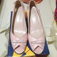 ［新］LaNew 粉色蝴蝶結跟鞋🎀
