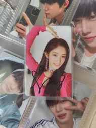 Ive Leeseo簽卡
