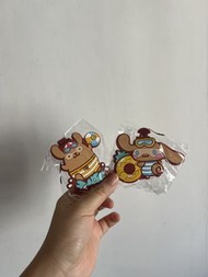 oliveyoung sanrio 黑皮玉桂狗布甸狗行李牌