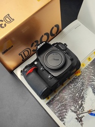 กล้องฟิล์มมือสอง Nikon D300 with box