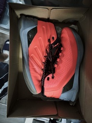 Curry 3 籃球鞋 UA - Stephen Curry